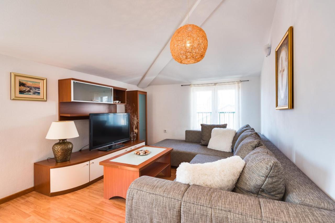 Apartment Saint Michael Sibenik Bagian luar foto