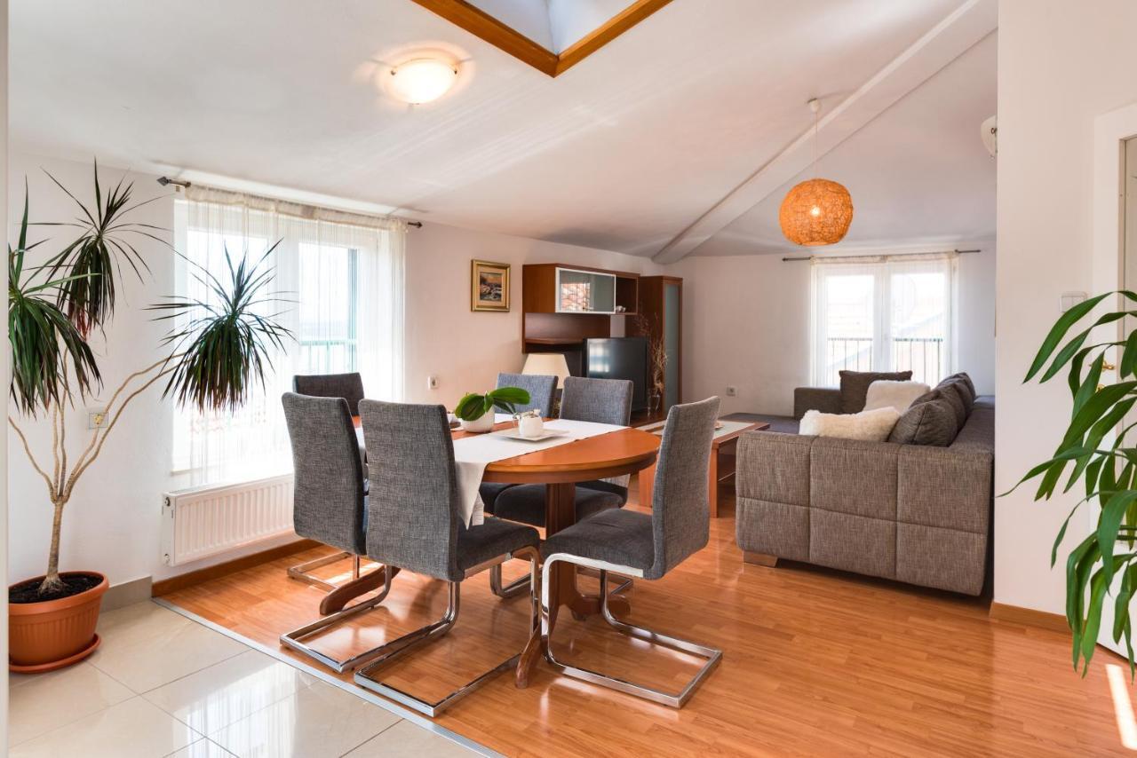 Apartment Saint Michael Sibenik Bagian luar foto